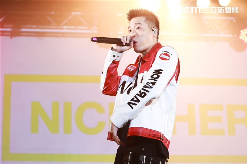 周湯豪台北簽唱會。（圖／記者林士傑攝影）