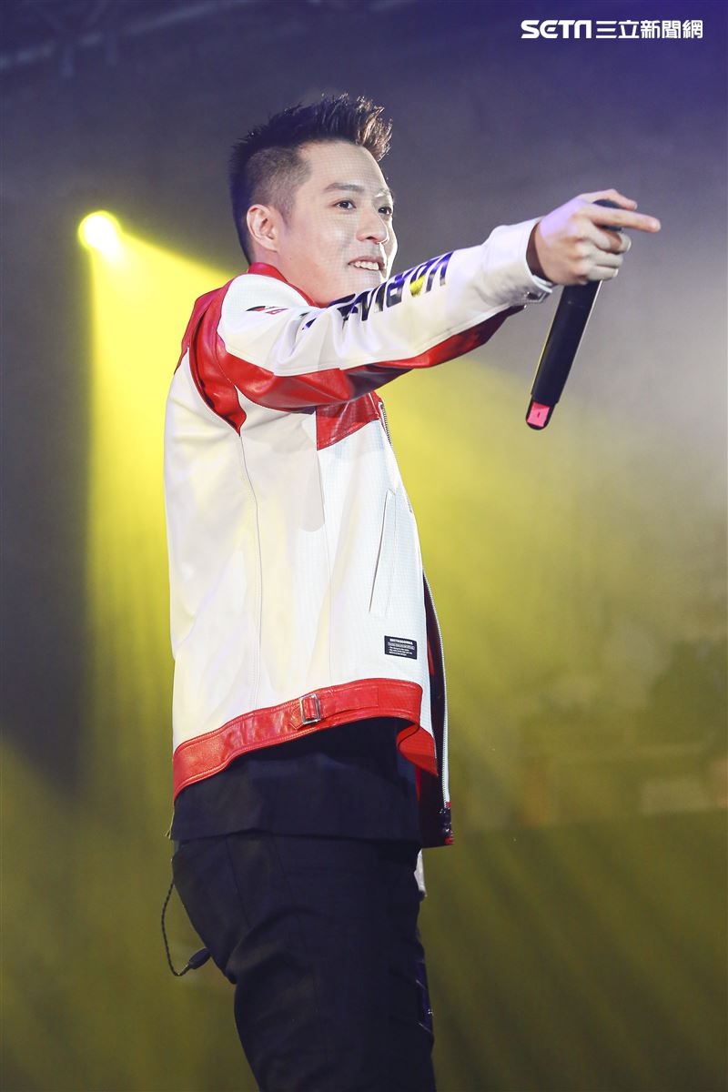 周湯豪台北簽唱會。（圖／記者林士傑攝影）