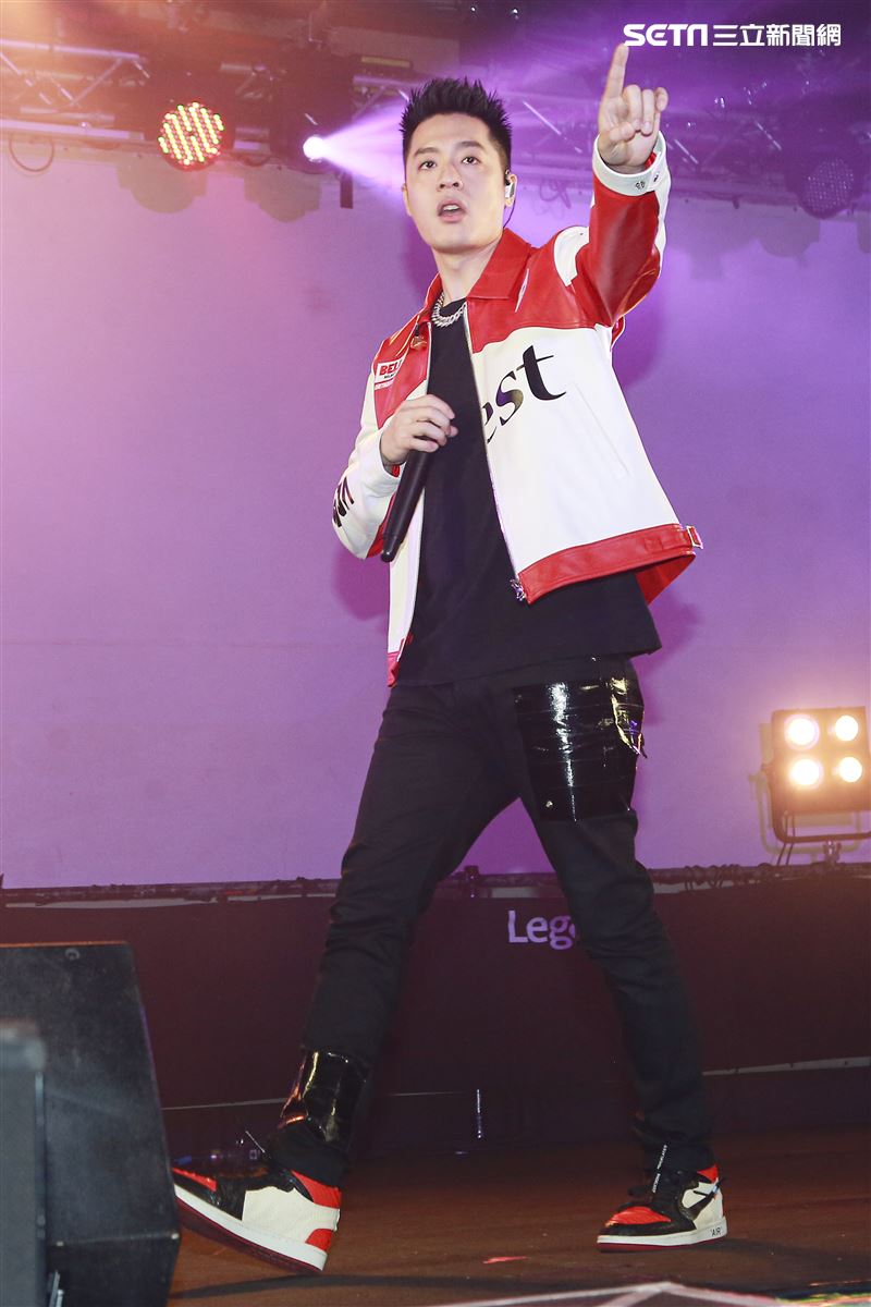 周湯豪台北簽唱會。（圖／記者林士傑攝影）