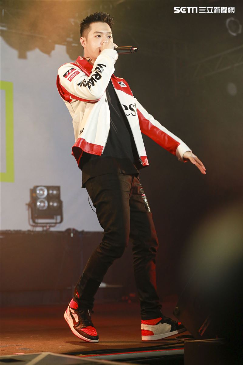 周湯豪台北簽唱會。（圖／記者林士傑攝影）