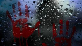 下雨,雨天,車窗,後照鏡,撞鬼,手印（圖／翻攝自PIXABAY）
