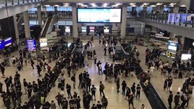 （圖／翻攝自黃之鋒 Joshua Wong臉書）香港,機場,反送中