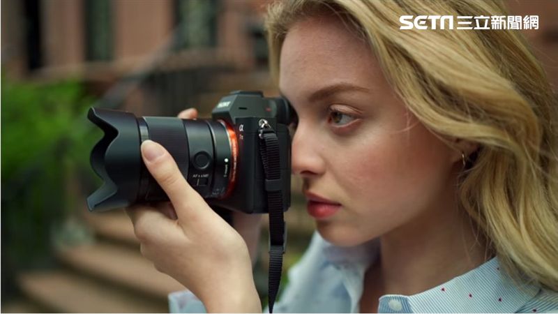 必敗！Sony再推神鏡輕巧駕馭人像