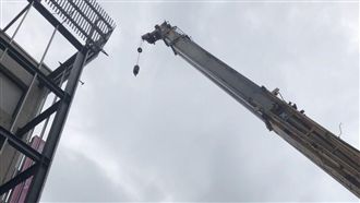 吊索斷裂釀2死！兒親眼目睹父摔落亡