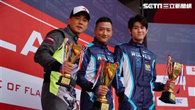 （左起）劉畊宏、高英軒、李玉璽著帥氣賽車服。（圖／創映電影、量能影業提供）