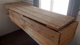 棺材（圖／攝影者Michael Coghlan, flickr CC License）
https://goo.gl/HZSYdE