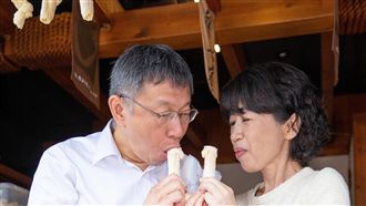 佩琪,寫臉書也救不了老公的總統夢!