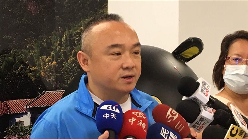 說潘恆旭人品差挨告　法院：可受公評