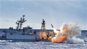 （圖／翻攝自中華民國海軍臉書）雄三,飛彈