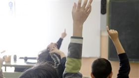 （圖／Photo-AC）舉手,校園,點名