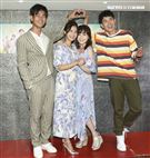 台灣好戲《天之蕉子》殺青酒，楊子儀、吳怡霈、楊小黎、陳謙文。（圖／記者林士傑攝影）