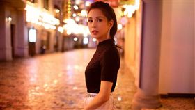 李若彤超凍齡卻不知真實年齡。（圖／翻攝自李若彤微博）