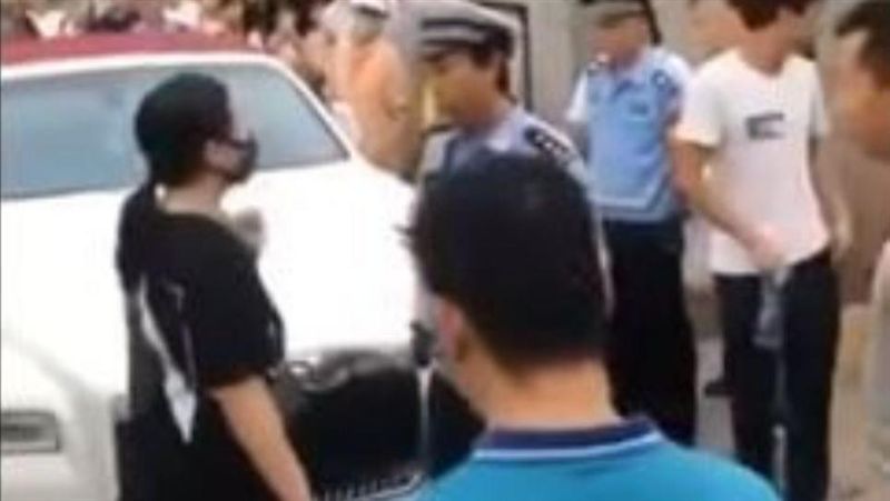 北京權貴醫院擋道　網：懂港為何抗爭
