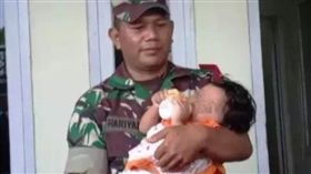 猝死,女嬰,喝奶,屍水,乾嘔(翻攝自OKENEWS)
