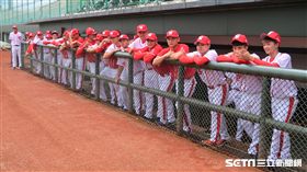 ▲味全龍斗六開訓。（圖／記者王怡翔攝影)