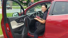 小費,禮物,汽車,美國,阿肯色州,餐廳,侍應,上帝,接送,租車,服務員,　圖／翻攝自推特