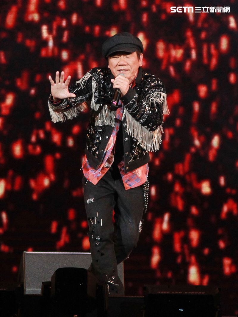 趙傳「老男孩30周年演唱會」台北小巨蛋開唱。（記者邱榮吉/攝影）