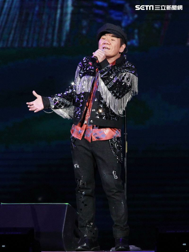 趙傳「老男孩30周年演唱會」台北小巨蛋開唱。（記者邱榮吉/攝影）