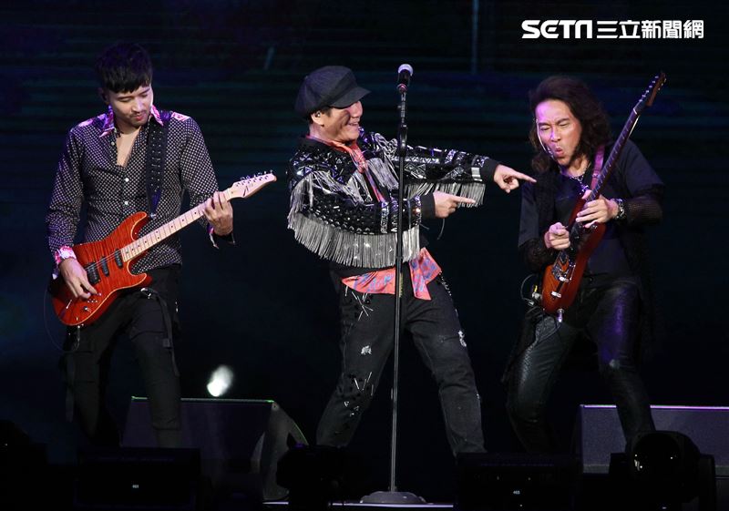 趙傳「老男孩30周年演唱會」台北小巨蛋開唱。（記者邱榮吉/攝影）