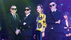 玖壹壹／「平民天團」玖壹壹17日「臺玖線 一票玩到底」演唱會在高雄巨蛋開唱／ELLA/任賢齊嘉賓。混血兒娛樂提供