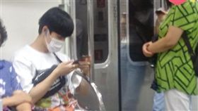 wanna one金在奐／아이돌 이슈臉書