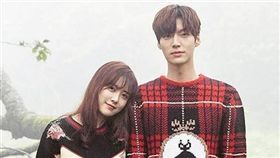 具惠善與安宰賢3年夢幻婚姻破碎。（圖／翻攝自韓網）