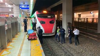驚！北車民眾落軌　南下列車班次異動