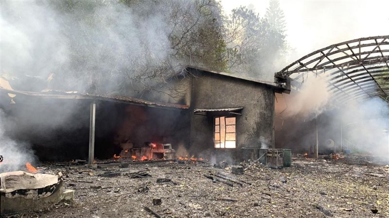 苗栗爆竹廠突爆炸竄火！已知3人受傷