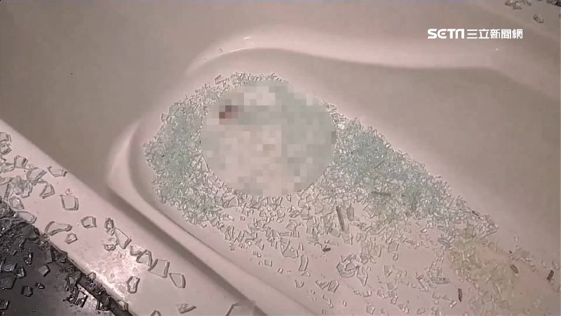 玻璃門一開全碎！6歲女童濺血滿身傷