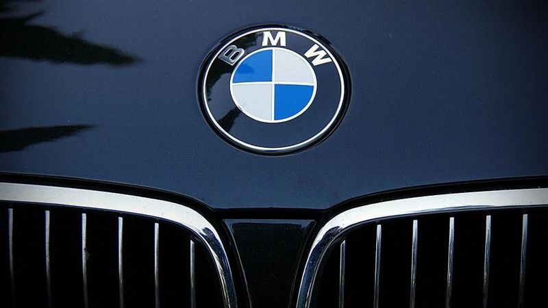 誤會了90年　BMW廠徽不是螺旋槳