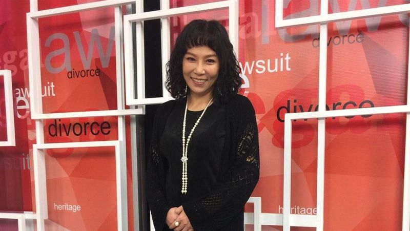 家人好賭成性！女星不忍了報警抓人…