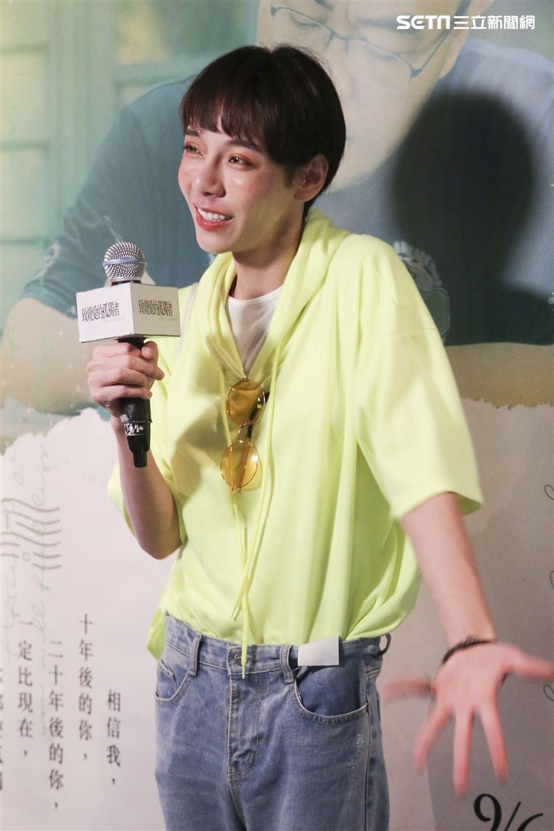 《致親愛的孤獨者》媒體特映會，kiwebaby接受訪問。（圖／記者林士傑攝影）