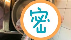 專業網友回答，香腸腸衣，圖為網友家裡豬腸灌糯米腸。（圖／翻攝自爆怨公社）