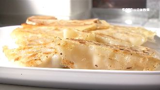 台式煎餃2年漲3次！一盤8顆近百元