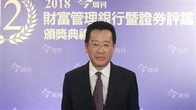 國際化,雙語環境,顧立雄,金管會,財經(圖/中央社)