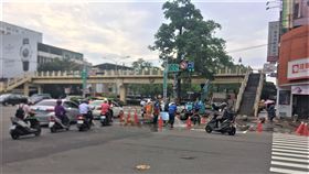 台中市,台灣大道,水管破裂,搶修,開放通車(圖/台中市政府提供)中央社