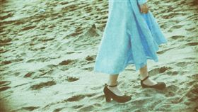 泰國,普吉島,懸崖,女孩（圖／翻攝自PAKUTASO）