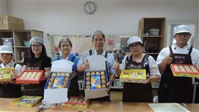 台中市,中秋節,弱勢團體,伴手禮,開賣,促銷(圖/中央社)