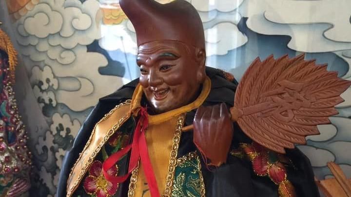 鬼月濟公開示不聽　他慘摔頭破血流！