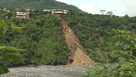 L中南部雨災2400