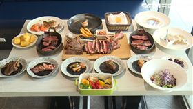 超狂吃到飽　17道牛排海鮮無限供應