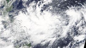 颱風「白鹿」（Bailu）,暴風圈,衛星雲圖（圖／翻攝自NASA推特）