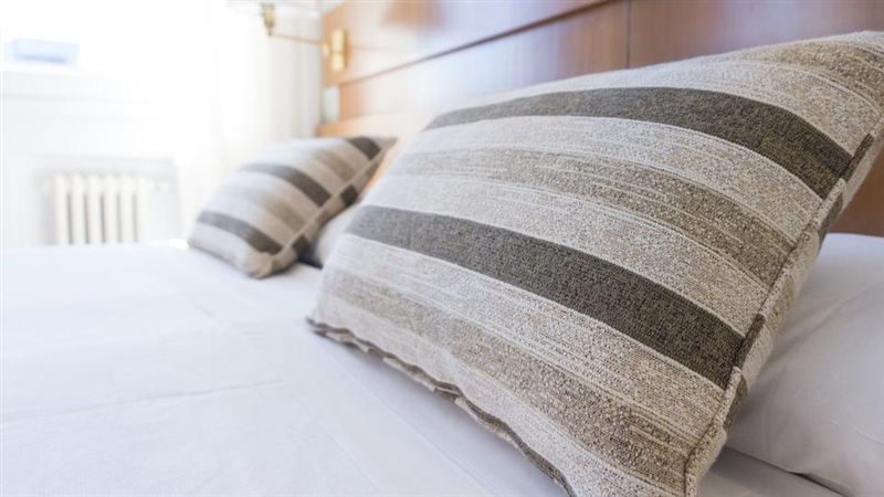 黃軒提醒，在清潔被套及枕套時，枕芯也要記得定期清洗。（圖／翻攝自pixabay）