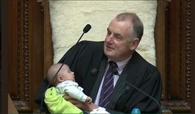 紐西蘭,議會,馬拉德,Trevor Mallard,科菲,Tāmati Coffey,同志議員（圖／翻攝自推特／ Trevor Mallard）