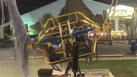 美國,眼鏡蛇探險公園,高空噴射,佛羅里達州,遊樂園。（圖/翻攝自youtube)