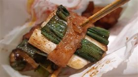叫Uber eat...送來發現蔥肉串...網友傻眼了(圖/翻攝自爆怨公社)