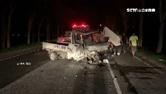 颱風天還酒駕！小貨車自撞電桿再撞樹