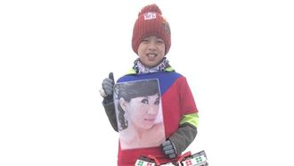 8歲弟攻頂玉山：想離天堂的媽媽更近