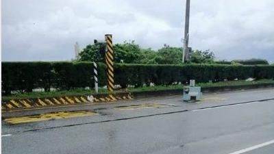 國家機器動搖了？測速器斷頭網超嗨！