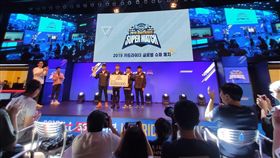 16:9
擊敗中國！跑跑卡丁車世界賽　台灣隊奪第二名佳績
圖／翻攝自跑跑卡丁車官方粉絲團臉書